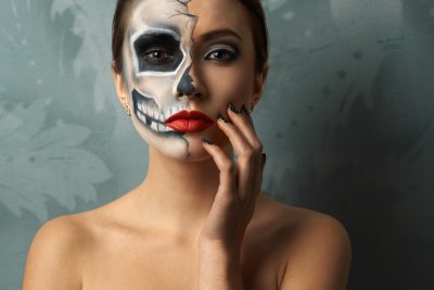 7 Halloween Costumes Based on 2017 Makeup Trends