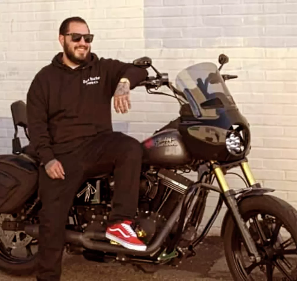 Barber Chris Rodriguez